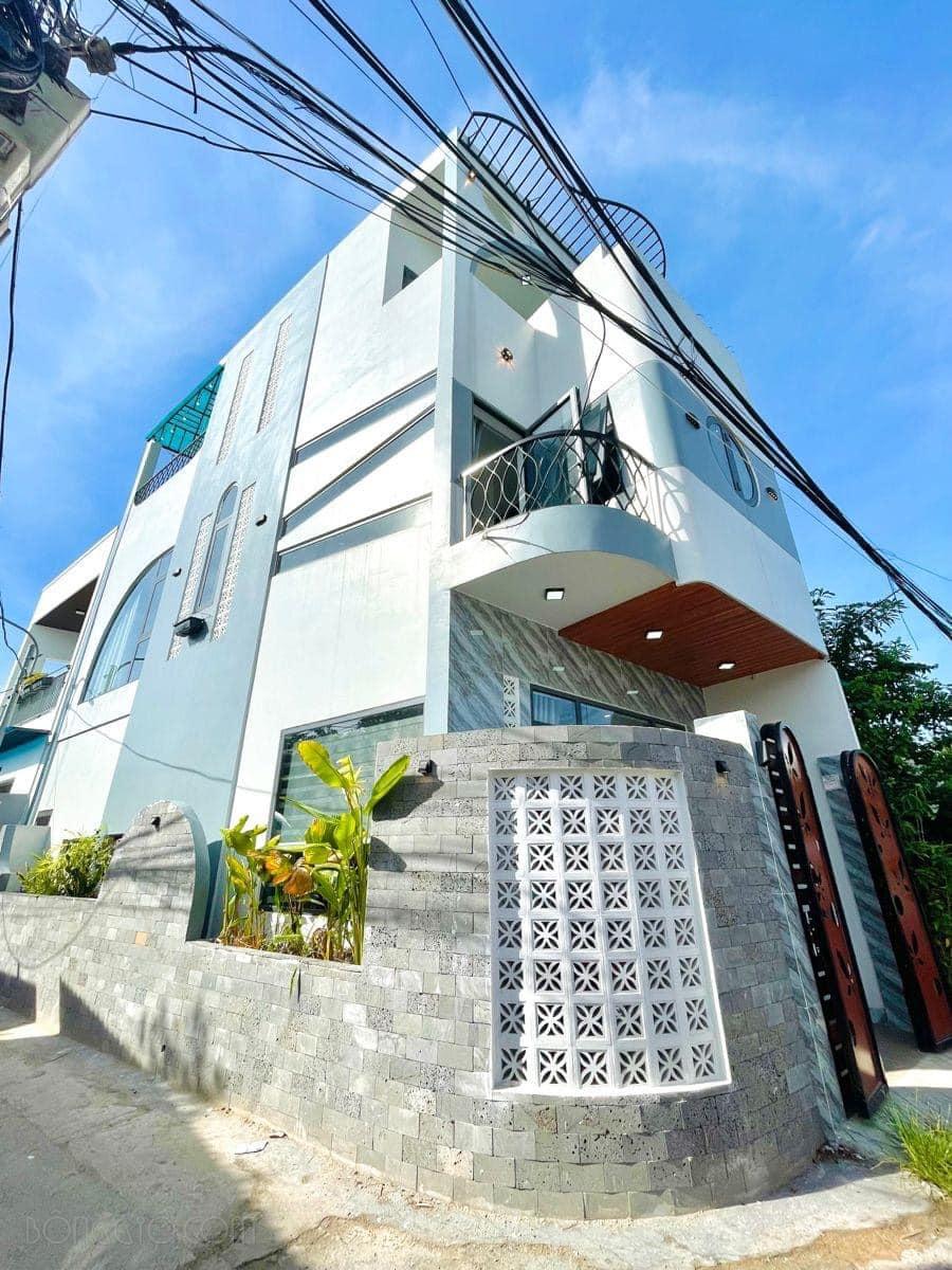 Vẻ Đẹp Độc Đáo Gạch Bông Gió | Sự Lựa Chọn Lý Tưởng Cho Không Gian Sống Xanh 43 Gạch thông gió 20x20 trang trí nhà phố