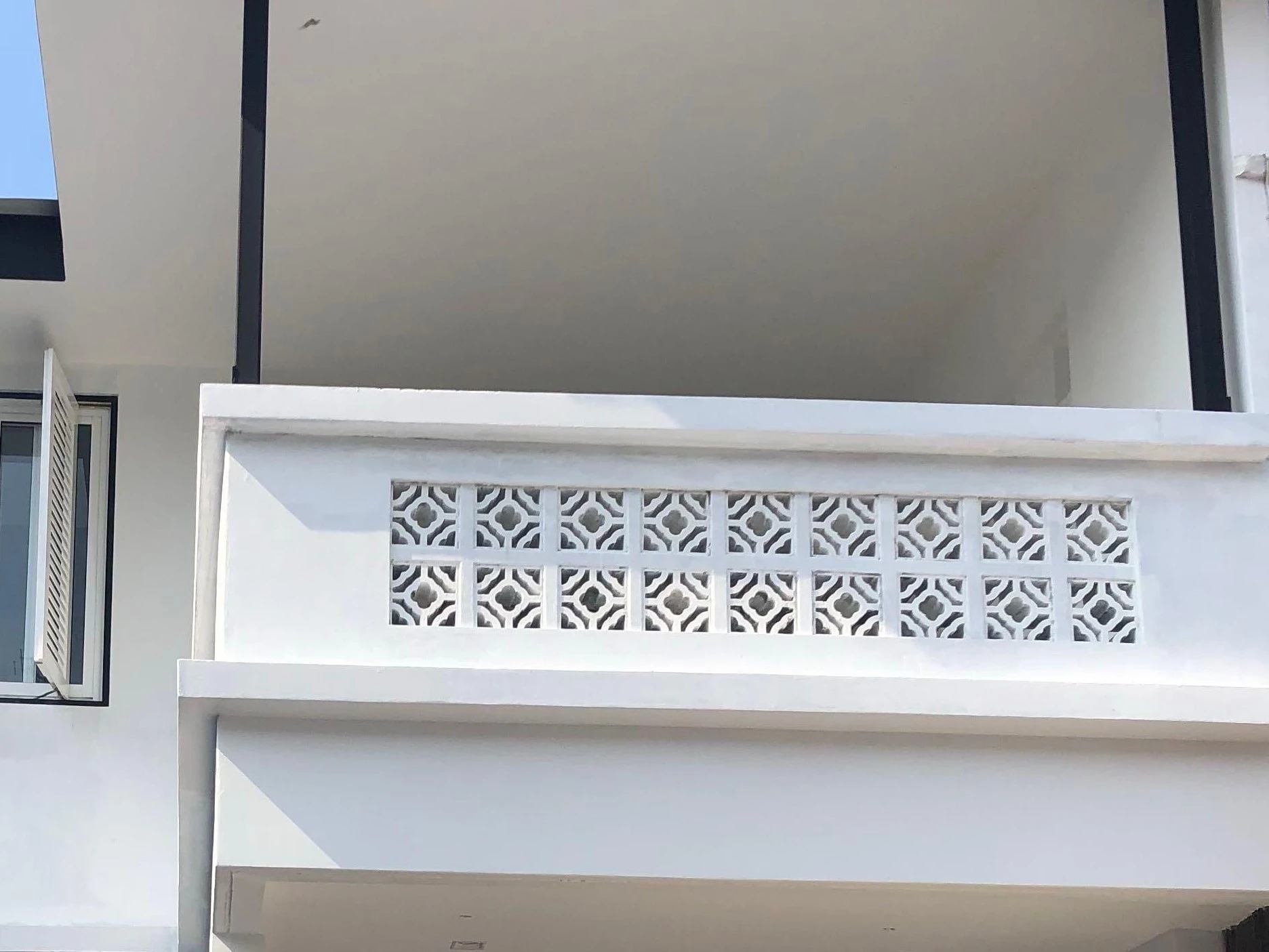 Lan Can Gạch Bông Gió - Sự Kết Hợp Hoàn Hảo Giữa Kiến Trúc Và Nghệ Thuật 42 lan can gạch bông gió