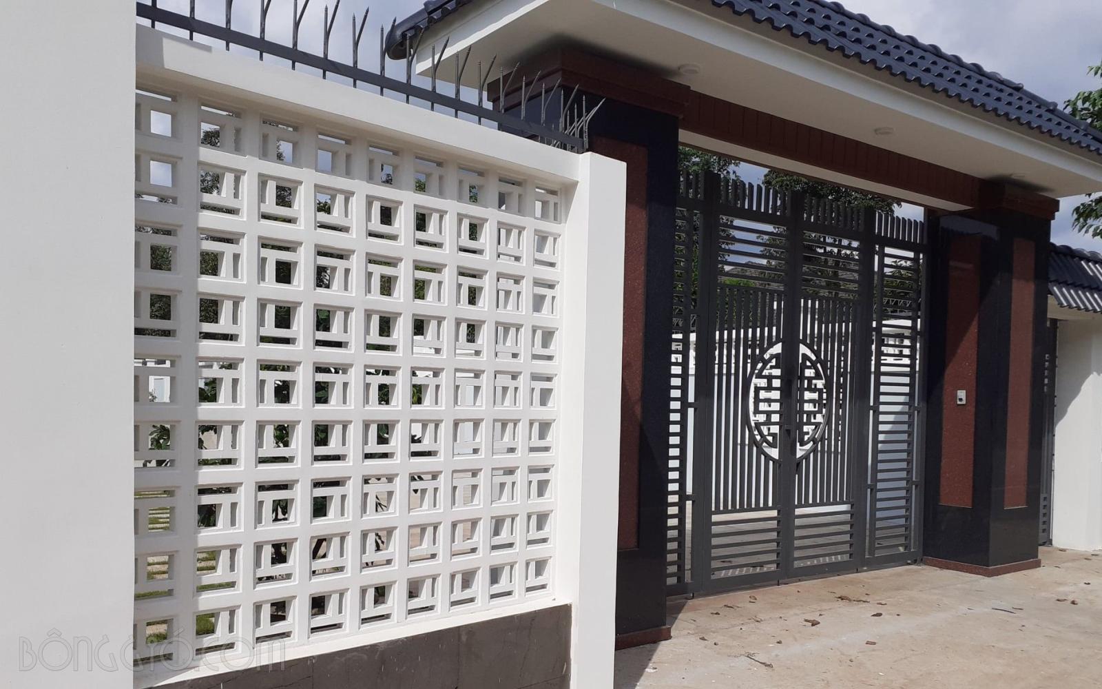 Gạch Bông Gió Là Gì? Ứng Dụng Gạch Thông Gió Xi Măng Trong Thiết Kế Công Trình 84 Gạch thông gió 30x30 xây tường rào