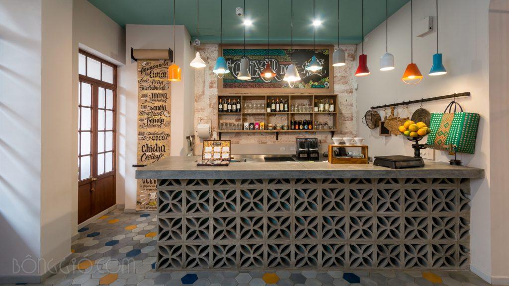 Trang Trí Quầy Bar Bằng Gạch Thông Gió, Lạ, Độc Đáo, Tạo Ấn Tượng Mạnh 84 Gạch bông gió xám trang trí quầy bar
