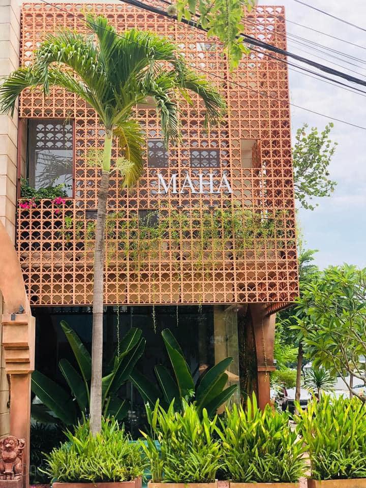 Gạch Bông Gió TP HCM Mua Ở Đâu Uy Tín? 73 Mẫu gạch bông gió đỏ trang trí mặt tiền ở Sài Gòn