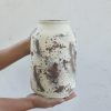 Bình cắm hoa gốm thủ công