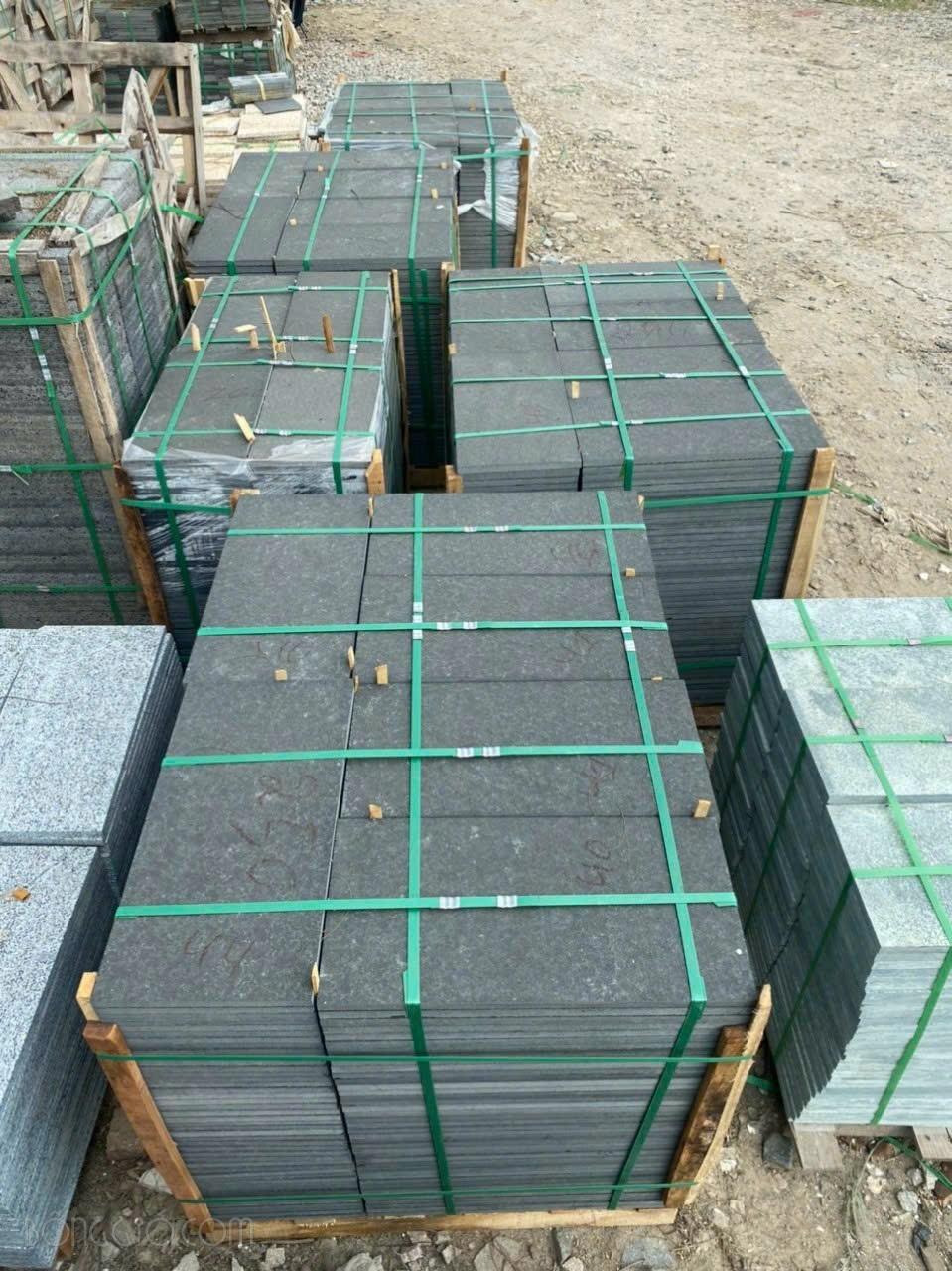 Đá bazan đen khò lửa lát sân cao cấp CTS-DLS-8 12 Đá bazan đen khò lửa lát sân cao cấp CTS-DLS-8