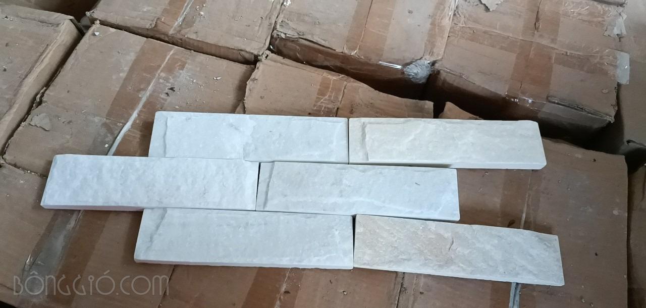 Đá bóc trắng sữa 5×20 ốp tường trang trí CTS-DOT-TN-6 12 Đá bóc trắng sữa 5×20 ốp tường trang trí CTS-DOT-TN-6