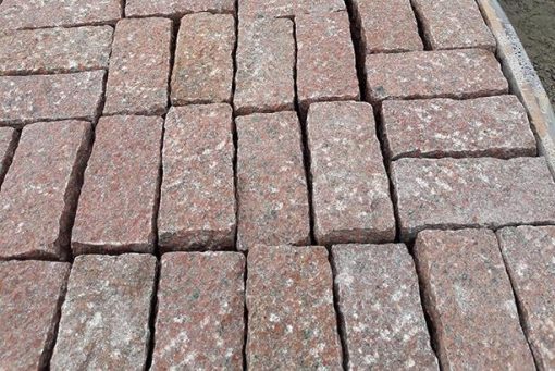 Đá cubic đỏ bình định lát sân CTS-DLS-115