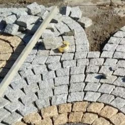 Đá cubic trắng muối tiêu lát sân CTS-DLS-21
