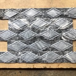 Đá tự nhiên quả trám caro đen 10x20 CTS-TT-8