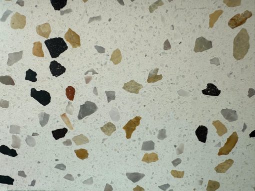 Gạch đá mài hạt đá tự nhiên đen, vàng và xám nền trắng ST01-HVĐ320