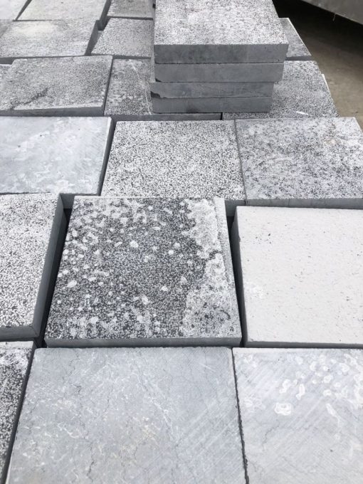Đá tự nhiên băm đen toàn phần 30x30x3 CTS-DLS-168