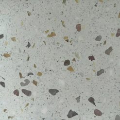 Gạch đá mài thạch anh hồng và vàng và đá trắng sữa tự nhiên kích thước 3-20mm nền trắng xám ST01-TAHV320