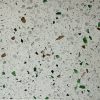 Gạch đá mài thuỷ tinh xanh và nâu phối với đá trắng 3-6-9mm nền trắng ST01-TTM369