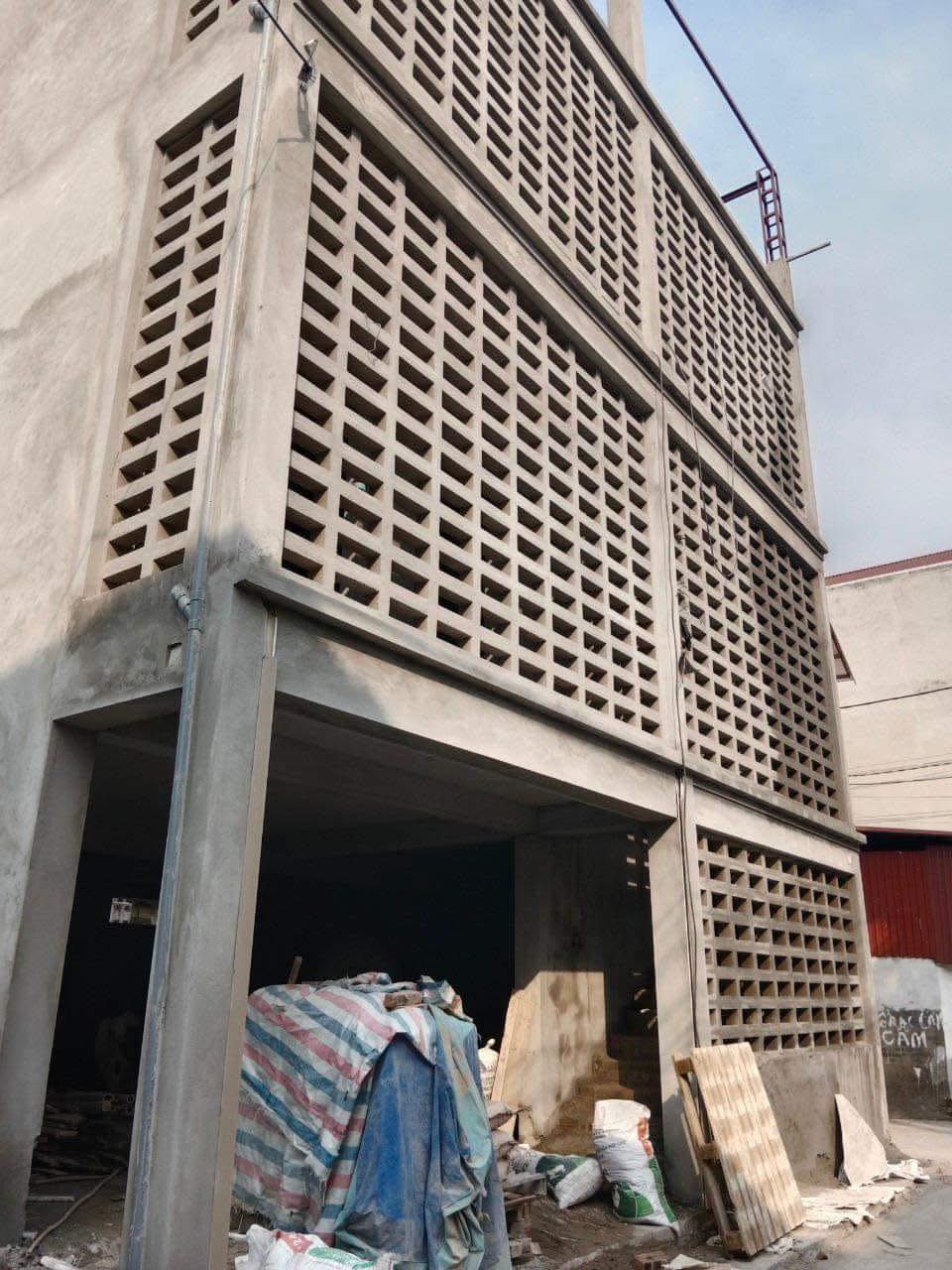Thi công tường gạch bông gió mặt tiền đẹp Thi công tường gạch bông gió mặt tiền đẹp