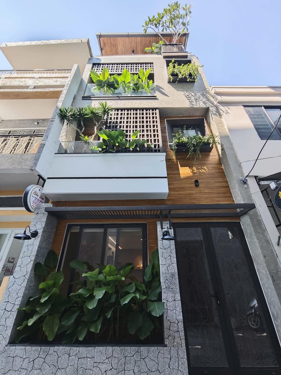 Trang trí ban công bằng gạch bông gió xi măng Trang trí ban công bằng gạch bông gió xi măng